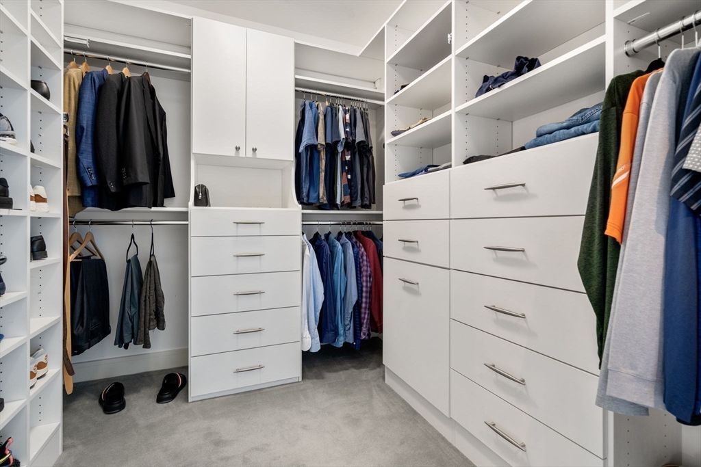 500 Atlantic Ave # 17K