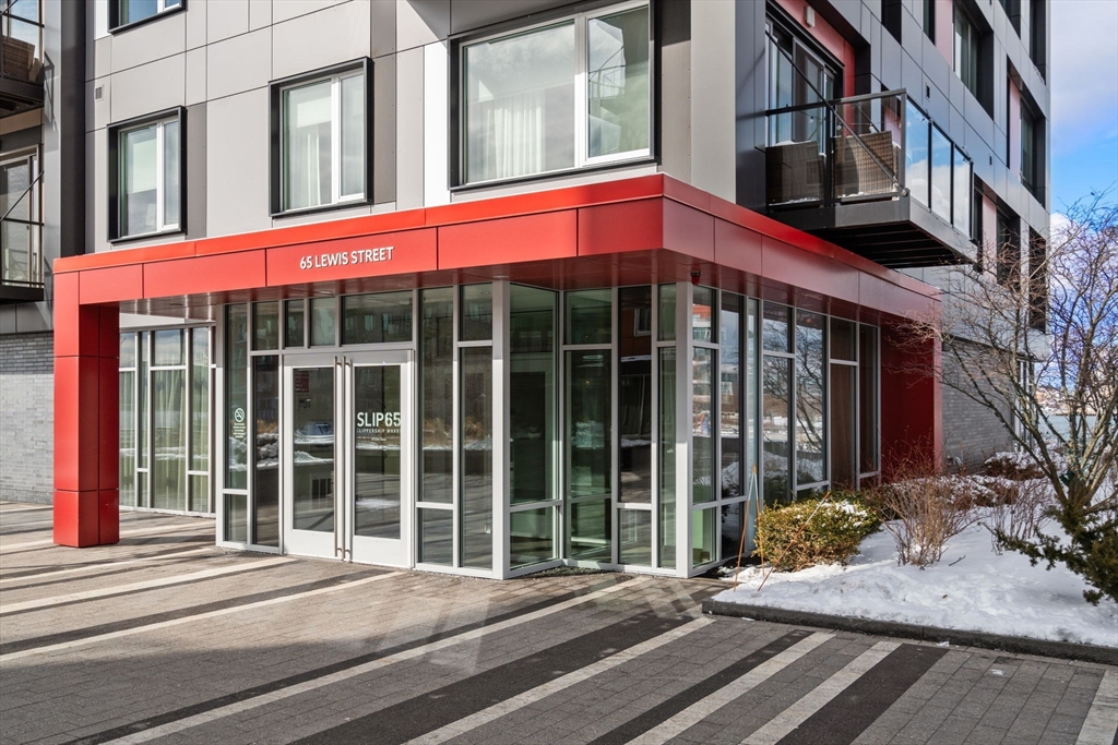 65 Lewis St. # 211