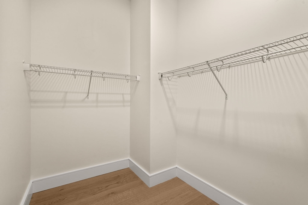 301 Border St. # 402