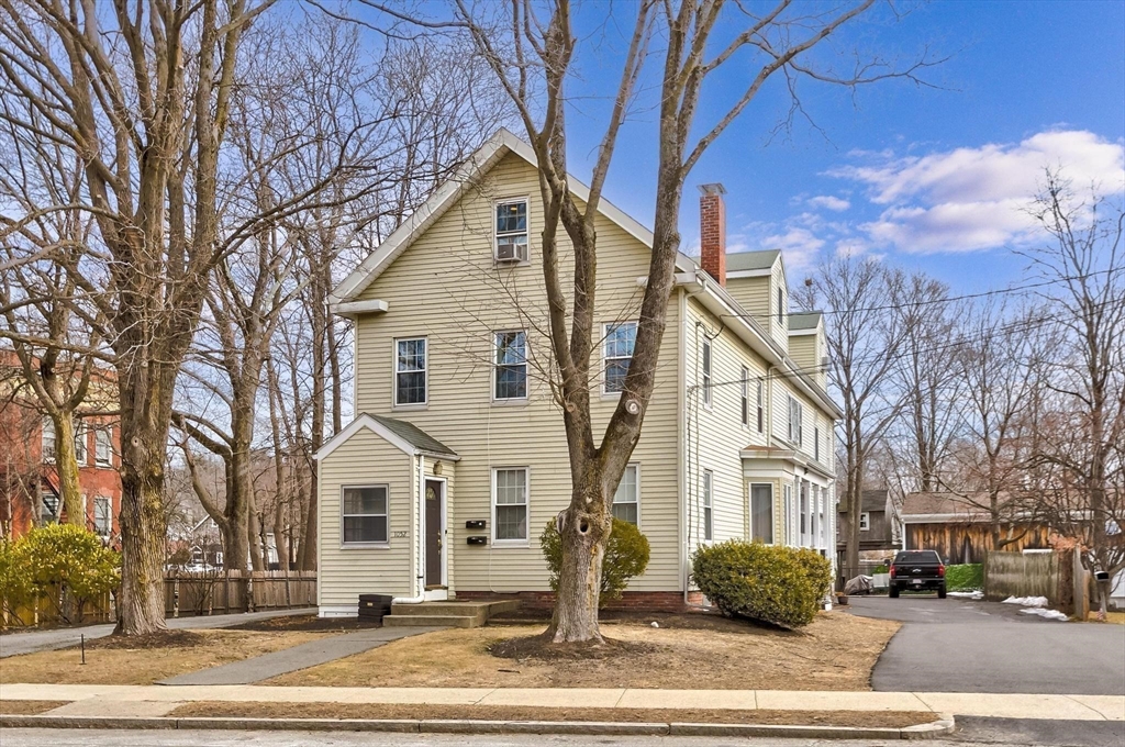 1052 Main Street # 2