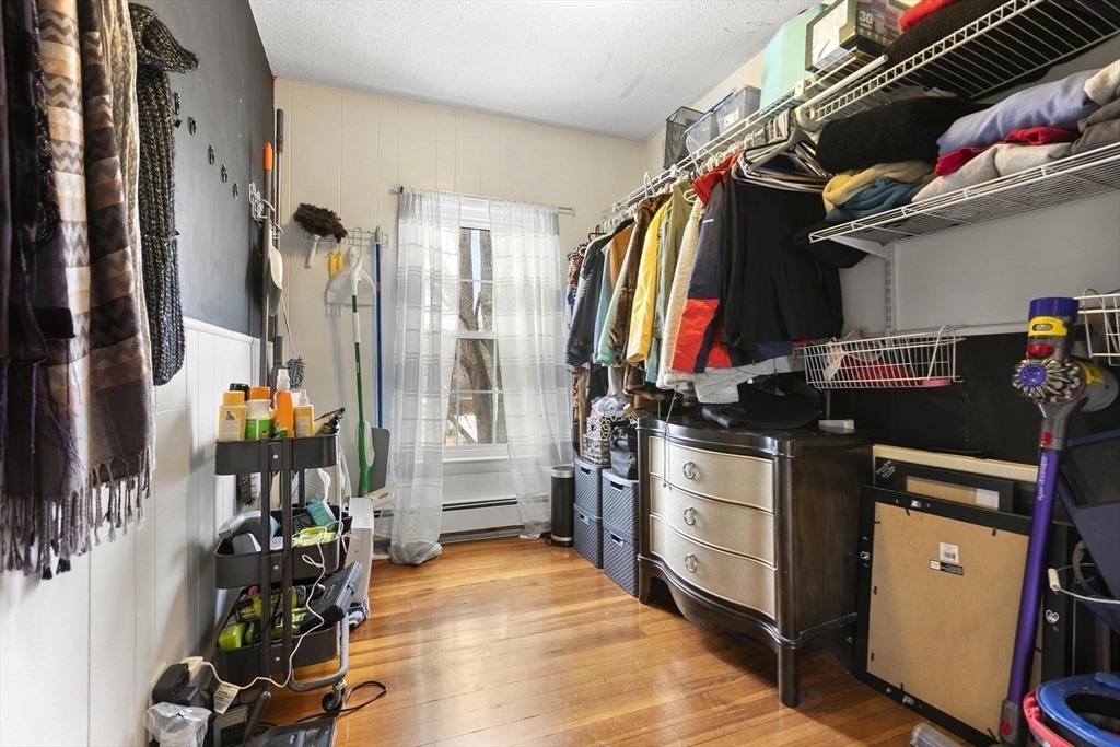 1052 Main Street # 2