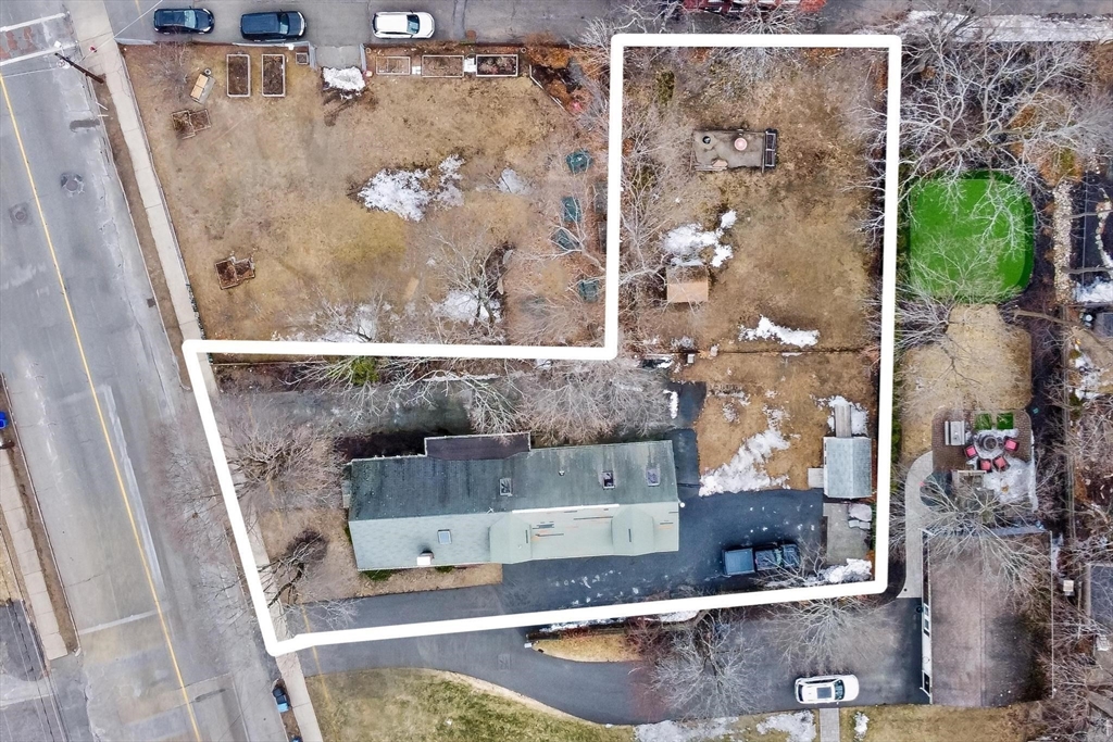 1052 Main Street # 2