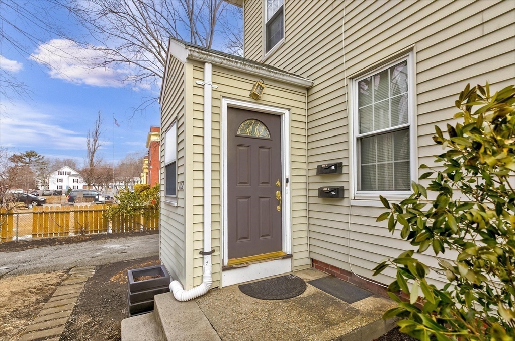 1052 Main Street # 2