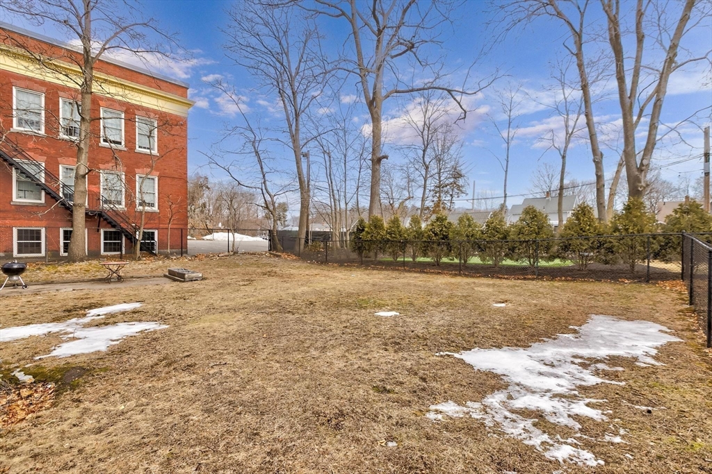 1052 Main Street # 2