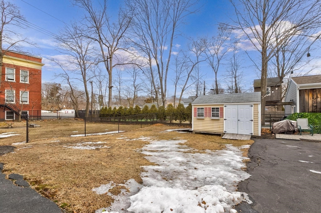 1052 Main Street # 2
