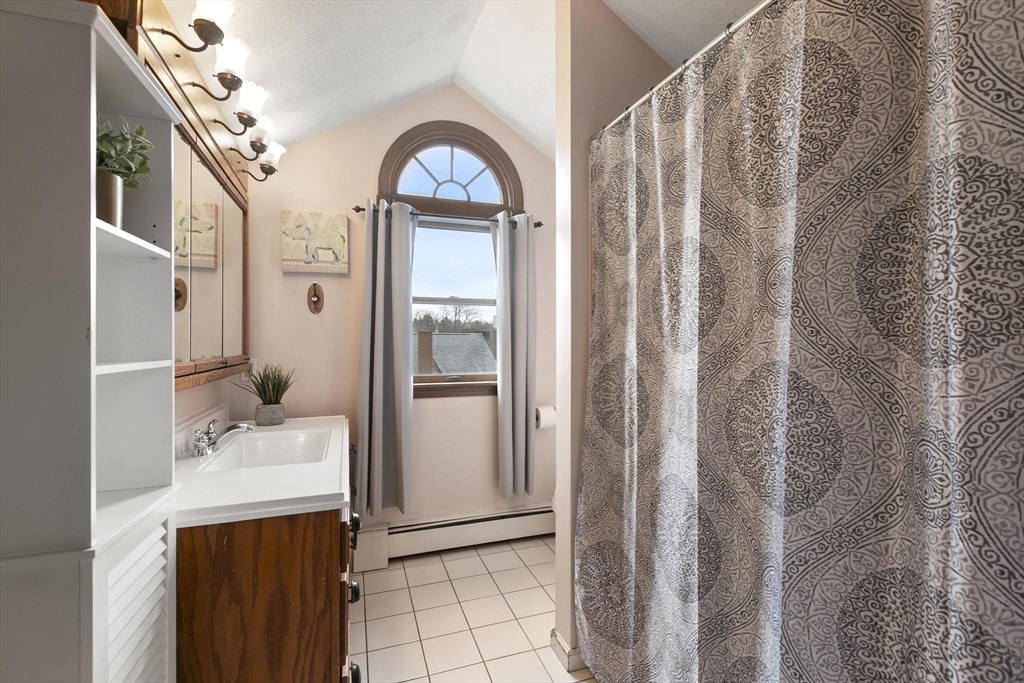 1052 Main Street # 2
