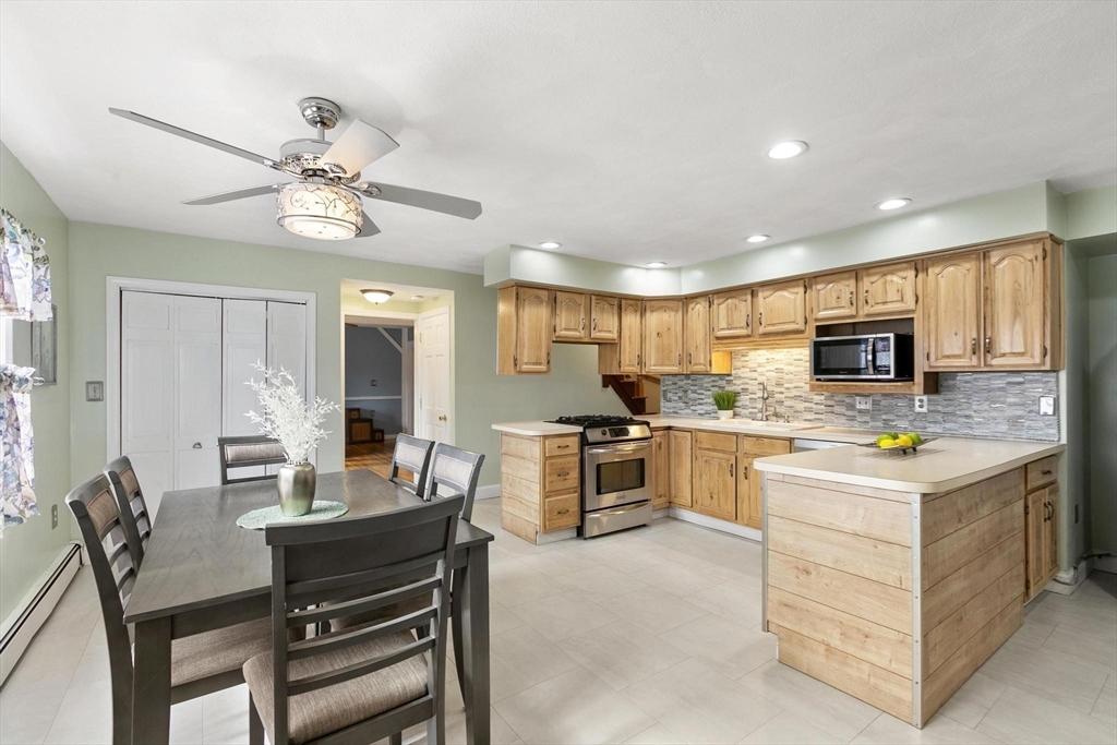 1052 Main Street # 2