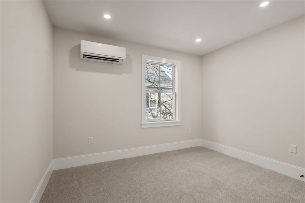 21 Prescott St # 21