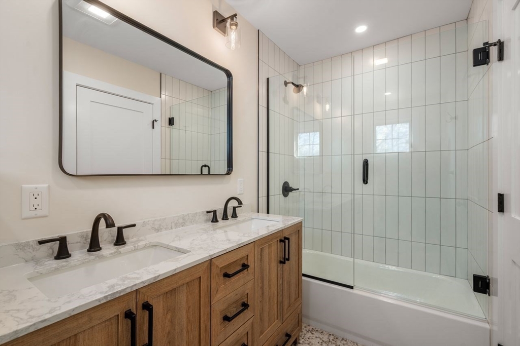 21 Prescott St # 21