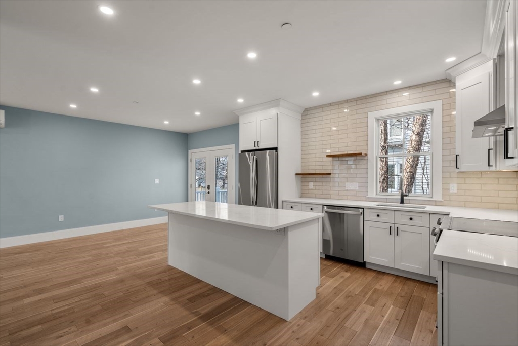 21 Prescott St # 21