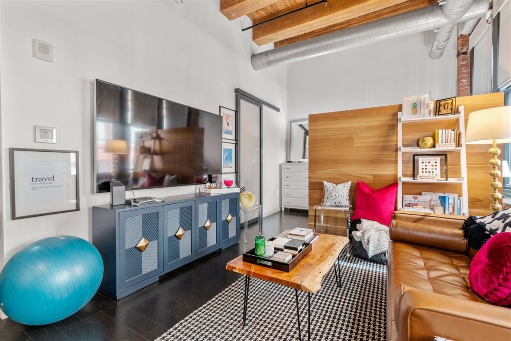 319 A Street # 404