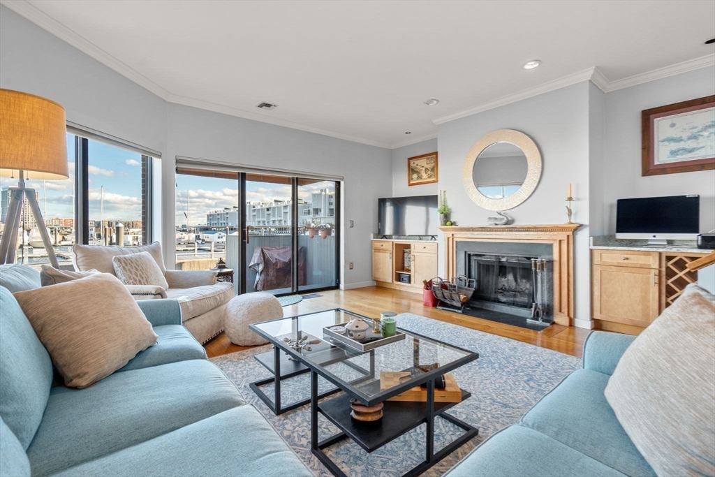 48 Shipway Place # 48