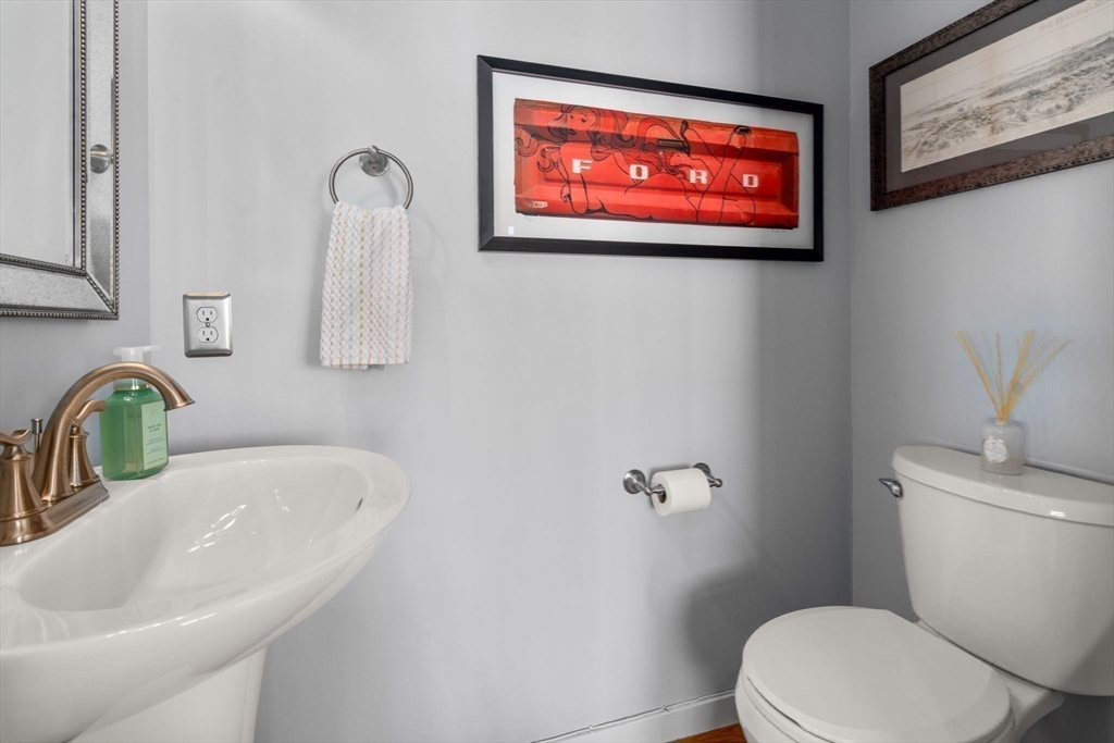 48 Shipway Place # 48