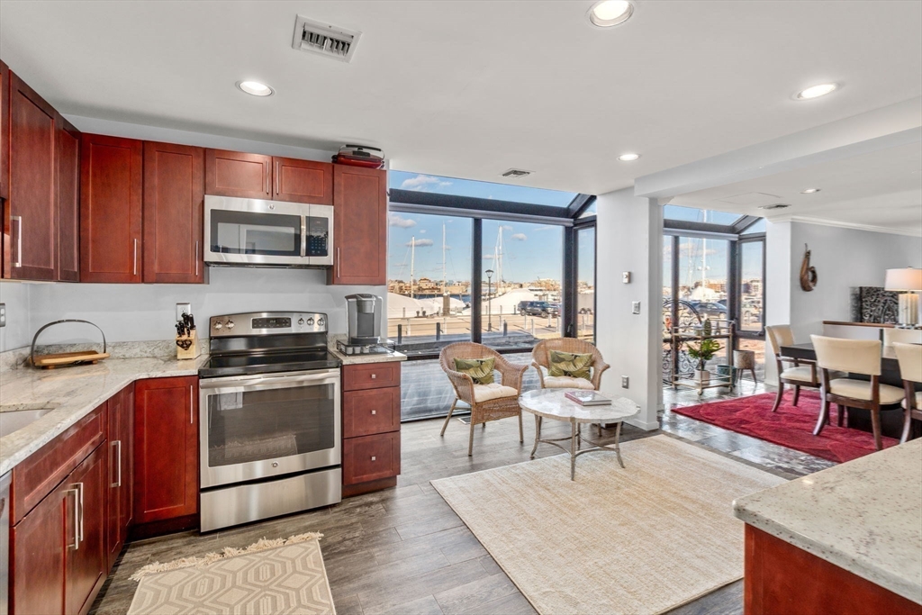 48 Shipway Place # 48