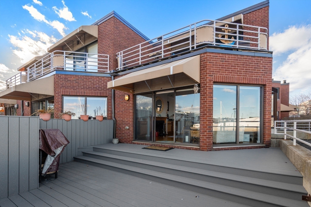 48 Shipway Place # 48