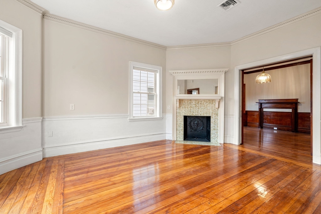 11 1/2 Spring Park Ave # 2