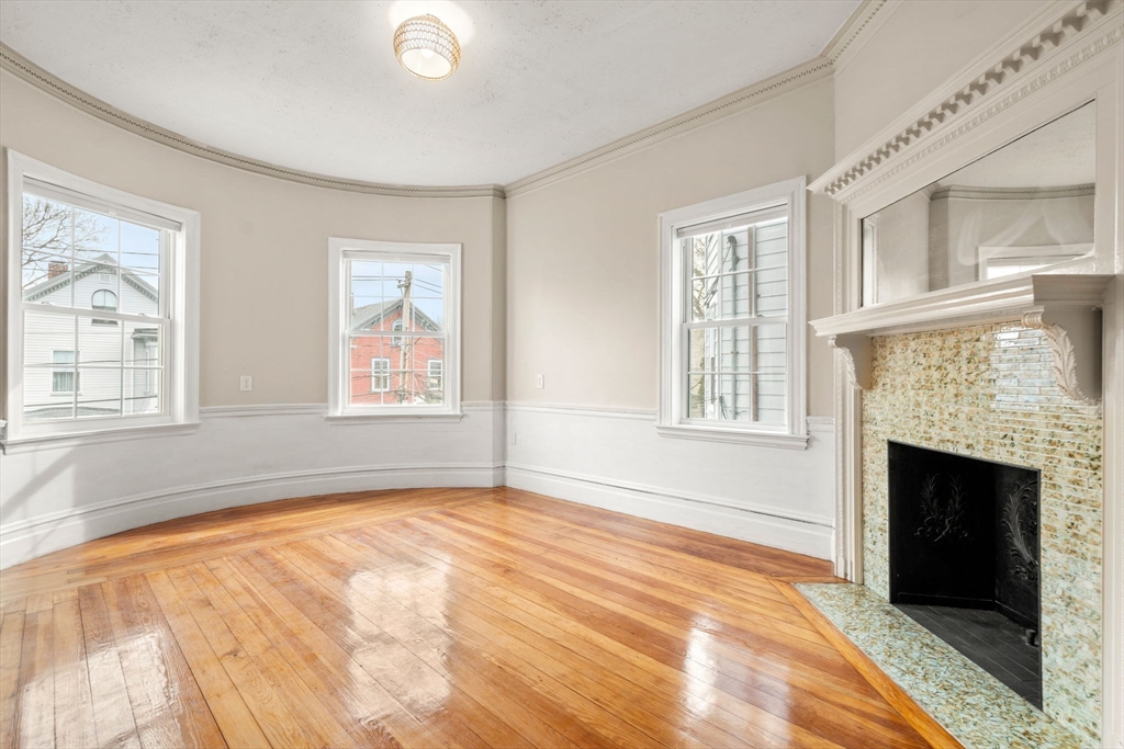 11 1/2 Spring Park Ave # 2