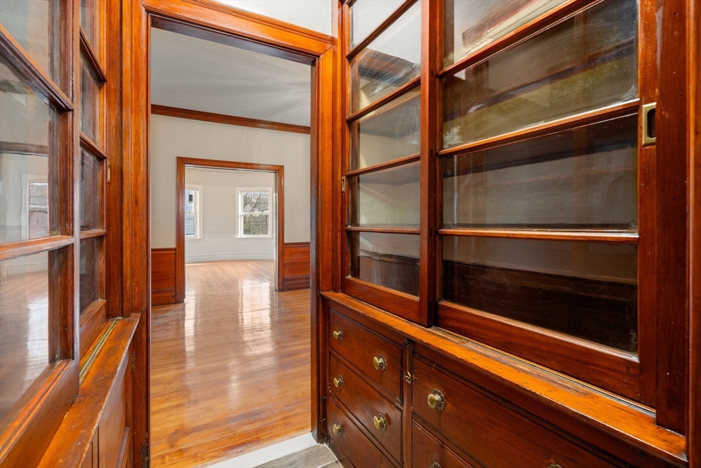 11 1/2 Spring Park Ave # 2