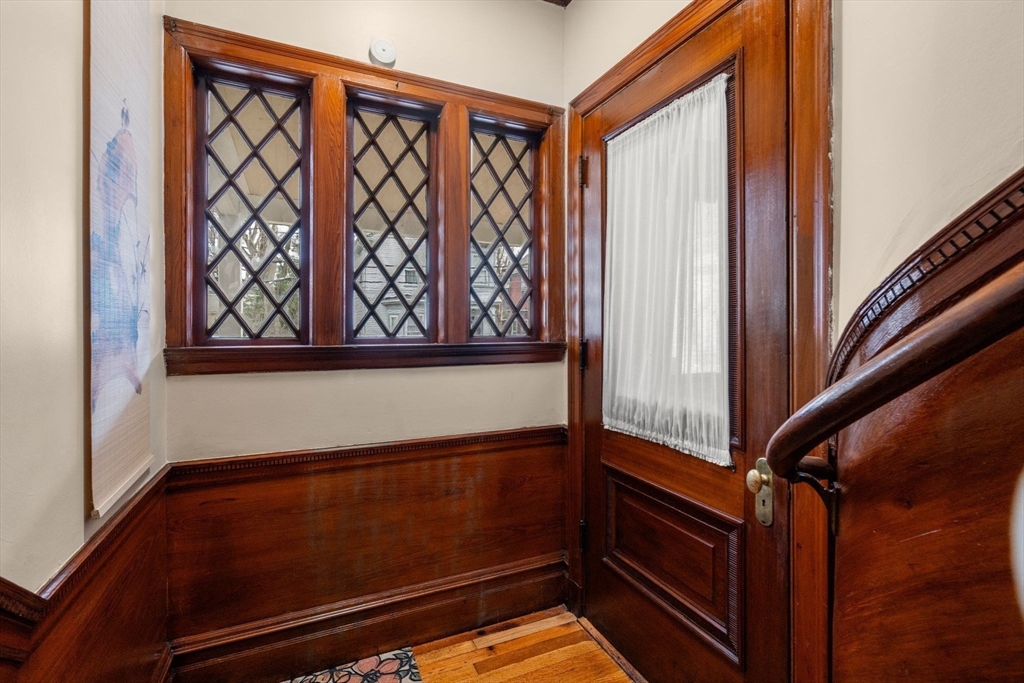 11 1/2 Spring Park Ave # 2