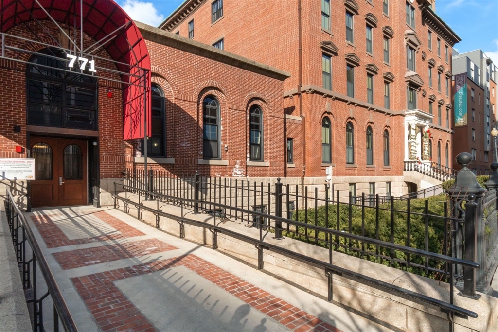 771 Harrison Avenue # 2G