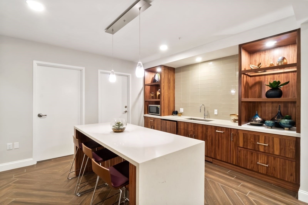 771 Harrison Avenue # 2G