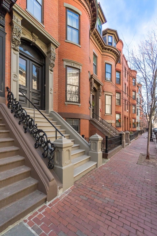 771 Harrison Avenue # 2G