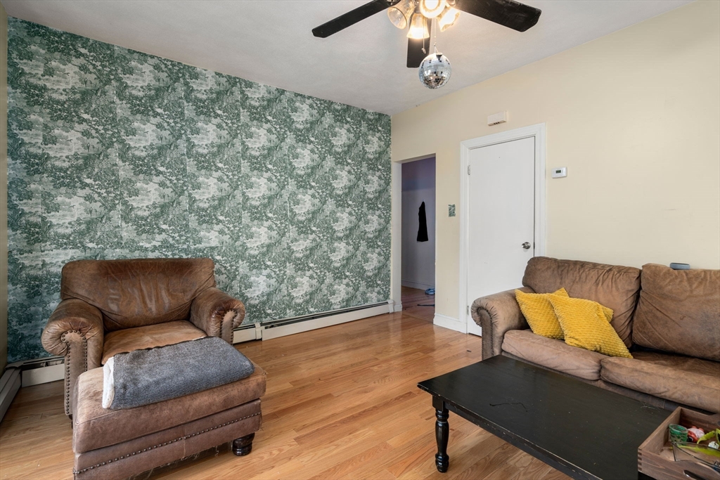 3266 Washington # 1F