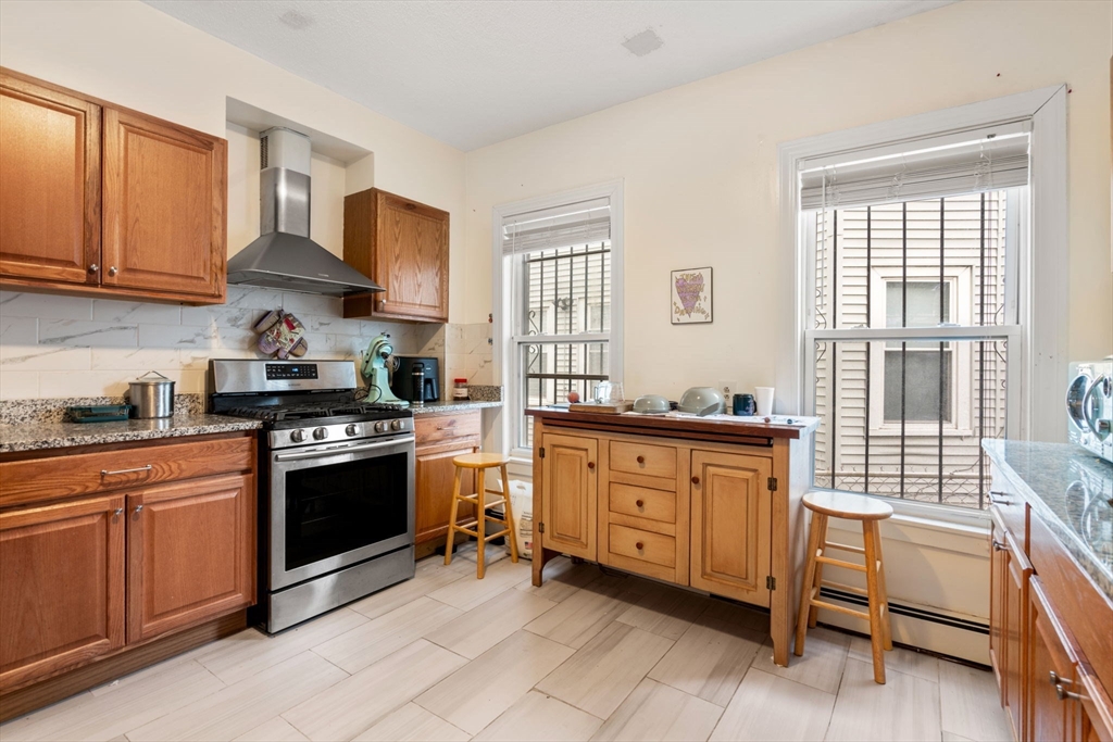 3266 Washington # 1F