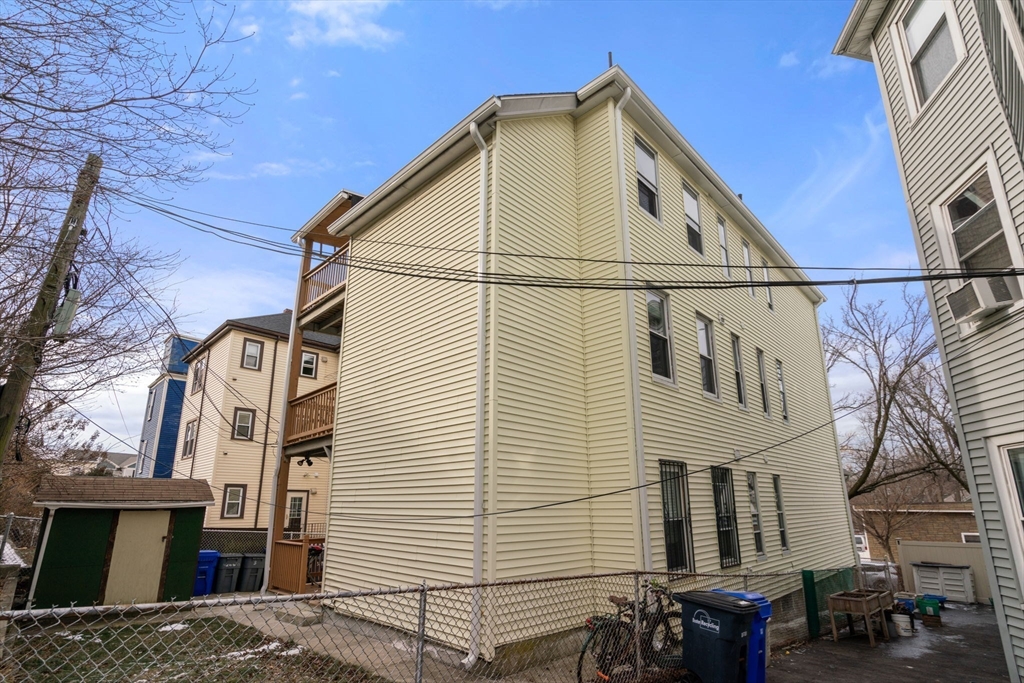 3266 Washington # 1F