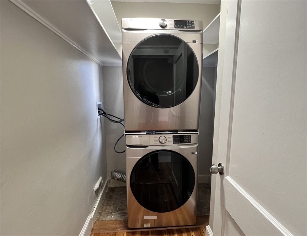 82-84 River St # 82