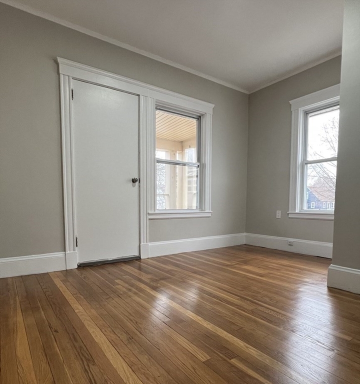 82-84 River St # 82
