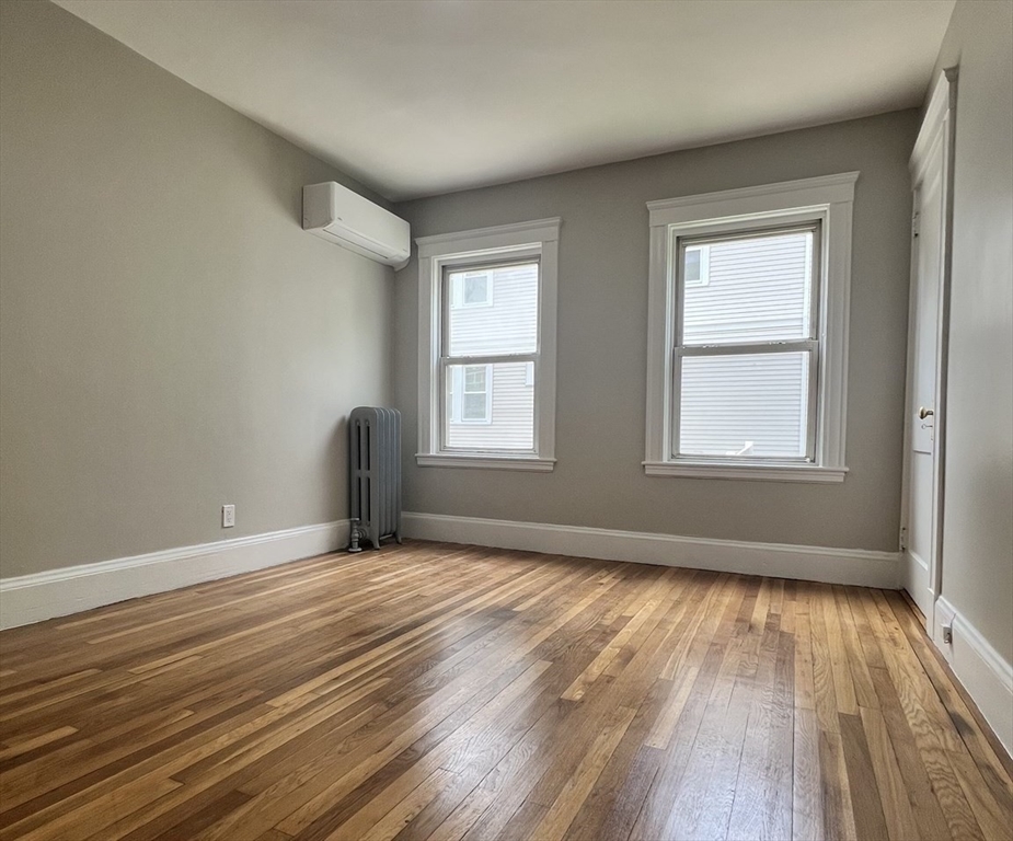 82-84 River St # 84