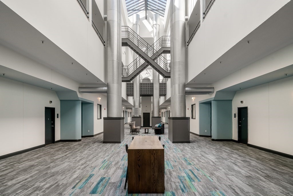 106 Thirteenth St # 302