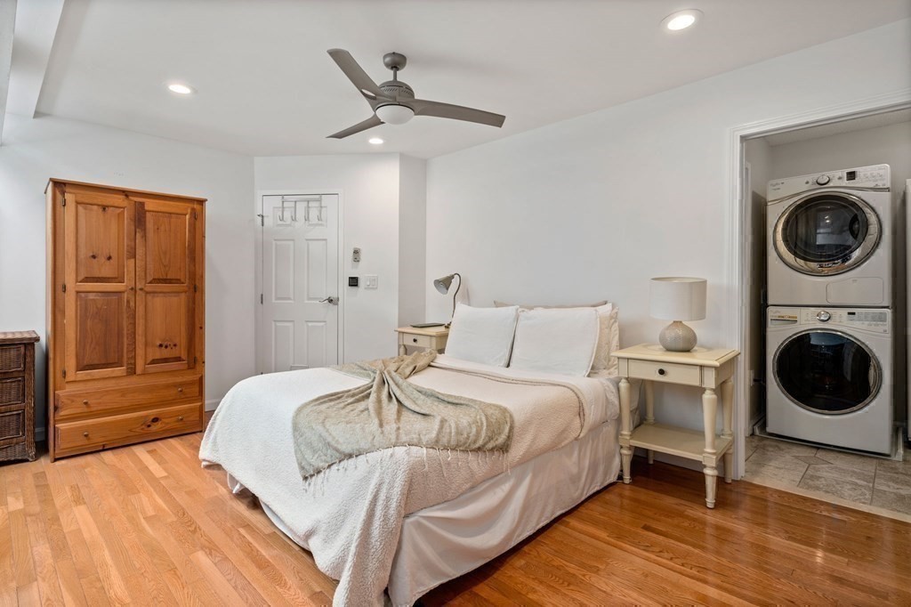 106 Thirteenth St # 302