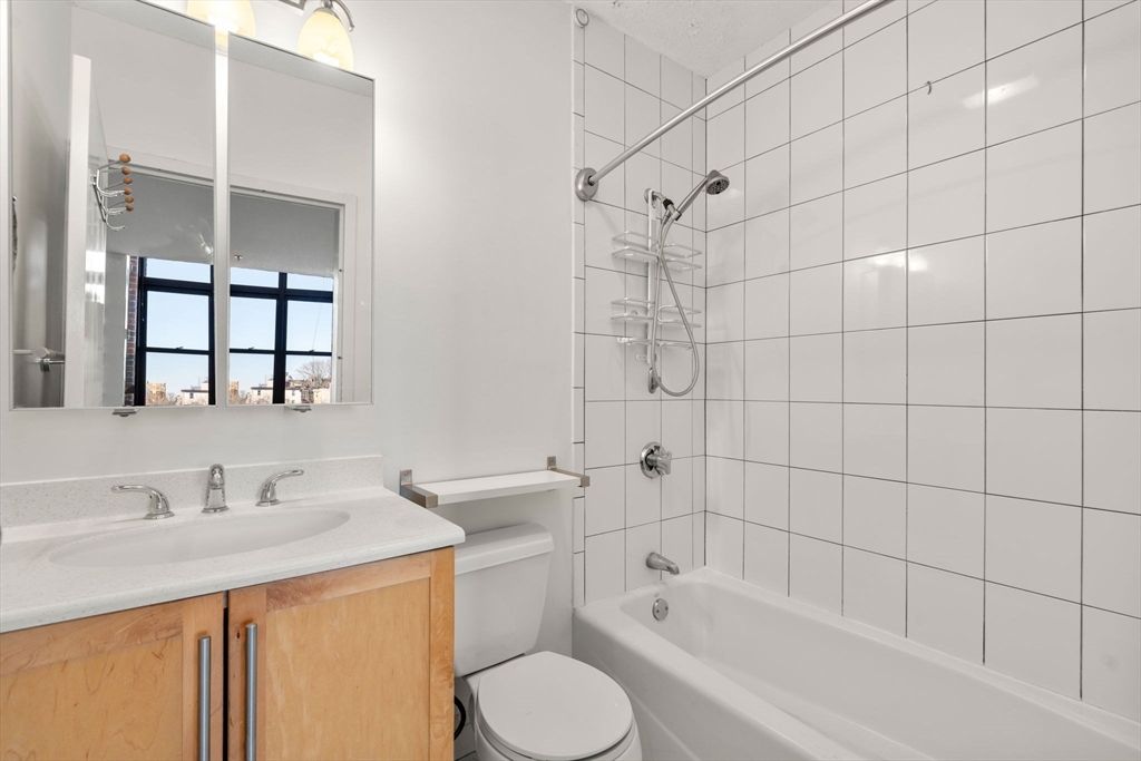150 Orleans St. # 203