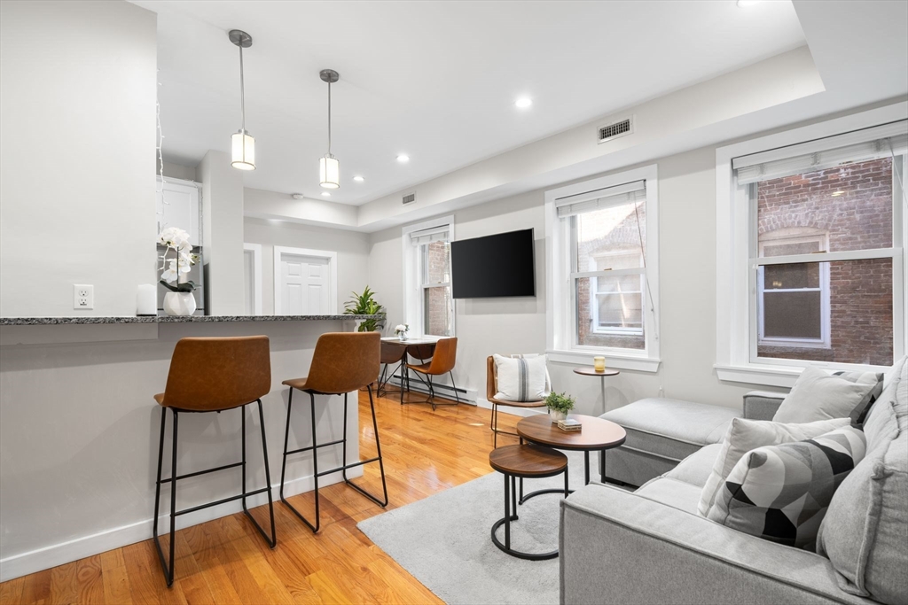 76-78 N Margin St # 4