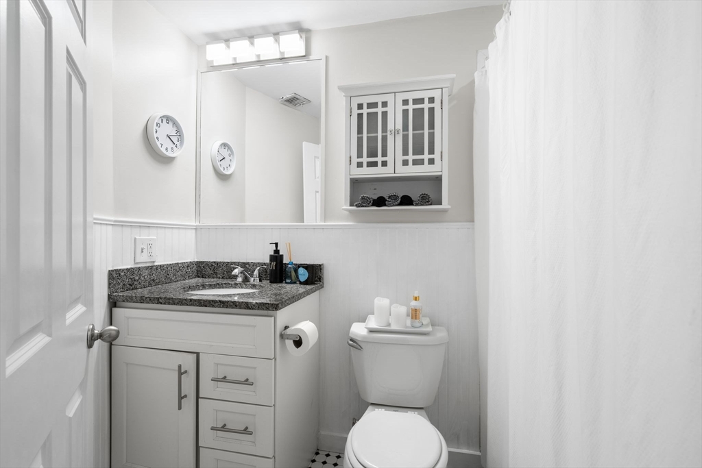 76-78 N Margin St # 4
