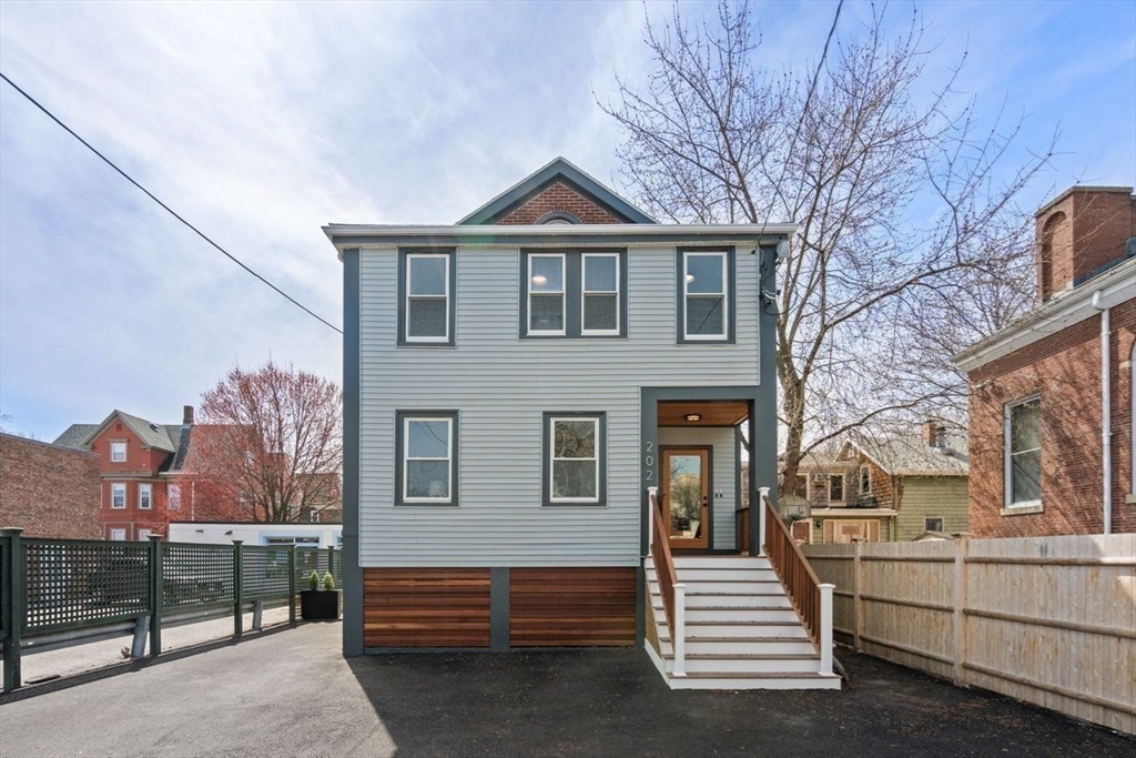 202 Elm St. North # 1