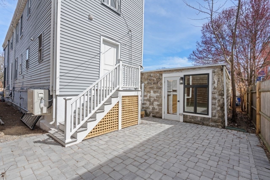 202 Elm St. North # 1