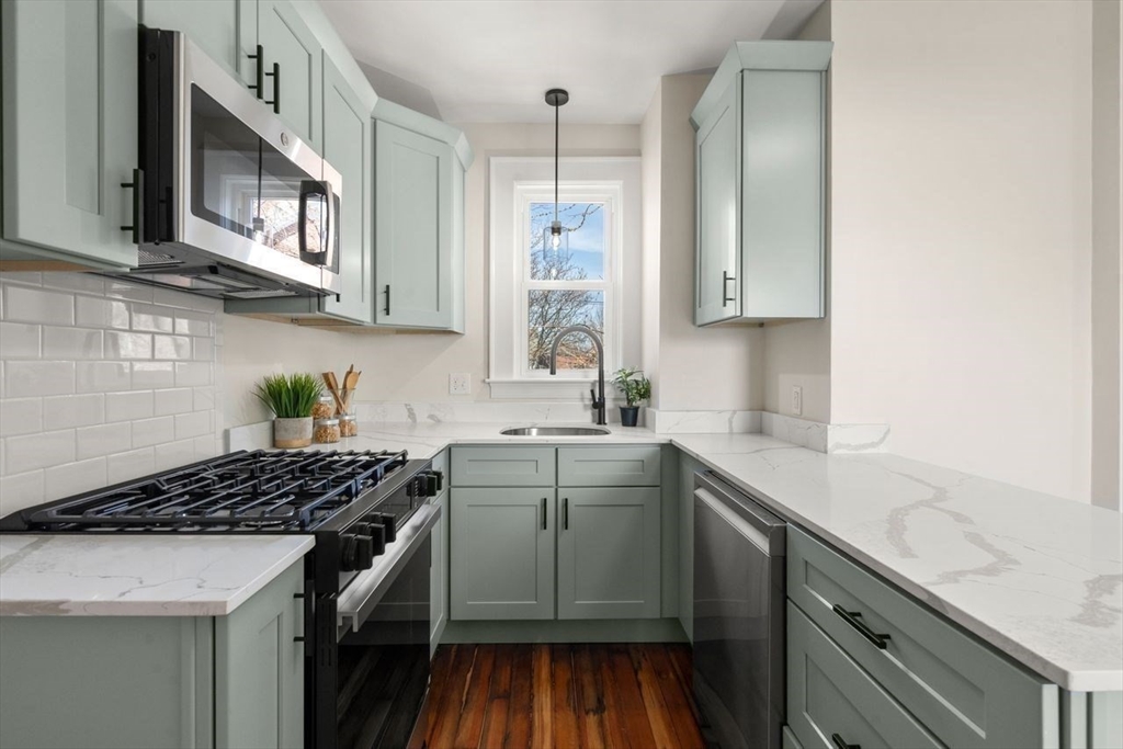 202 Elm St. North # 2