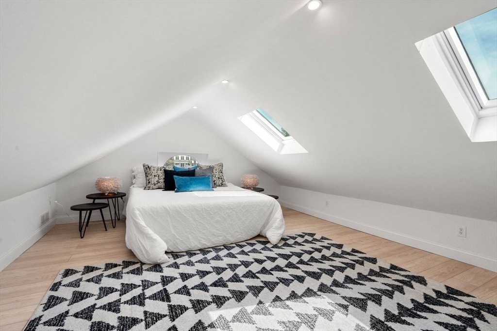 202 Elm St. North # 2