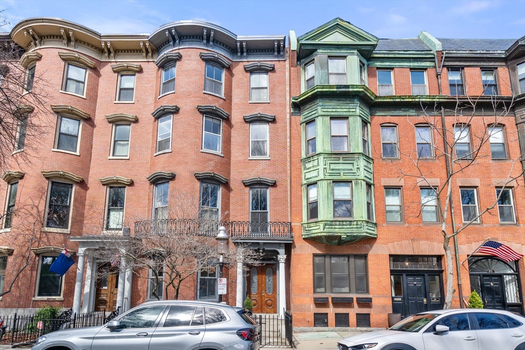 25 Monument Square # 1