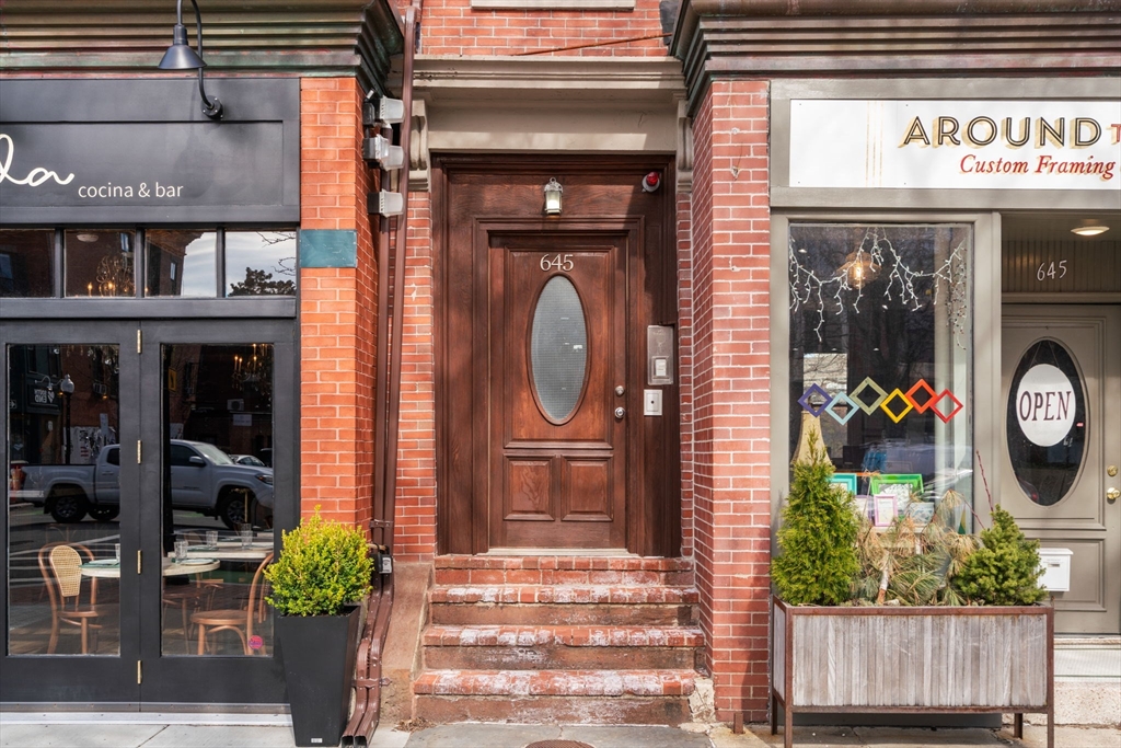645 Tremont St # 2