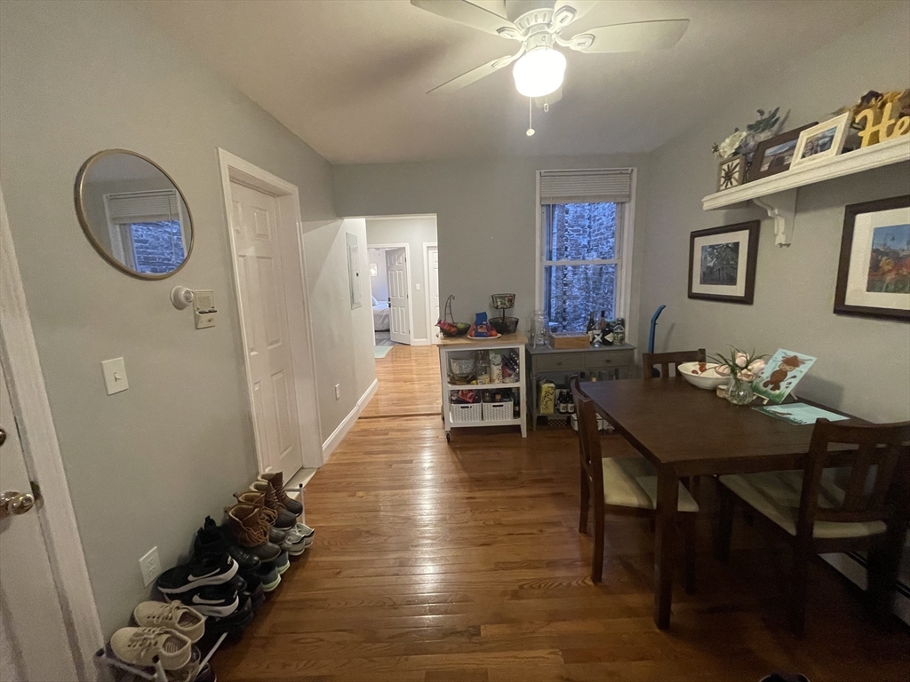 14 Cleveland Pl # 3