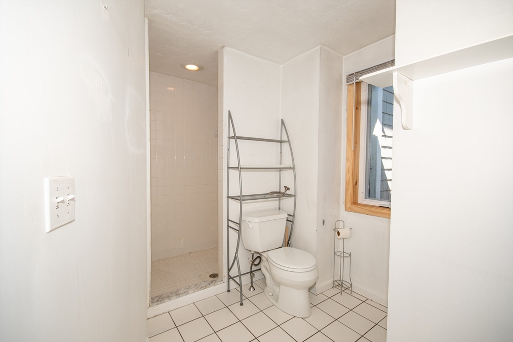 703 E Broadway # 1