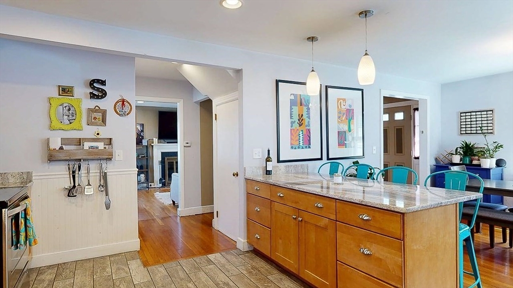 6 Zenith Dr