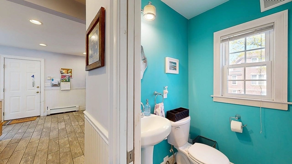 6 Zenith Dr