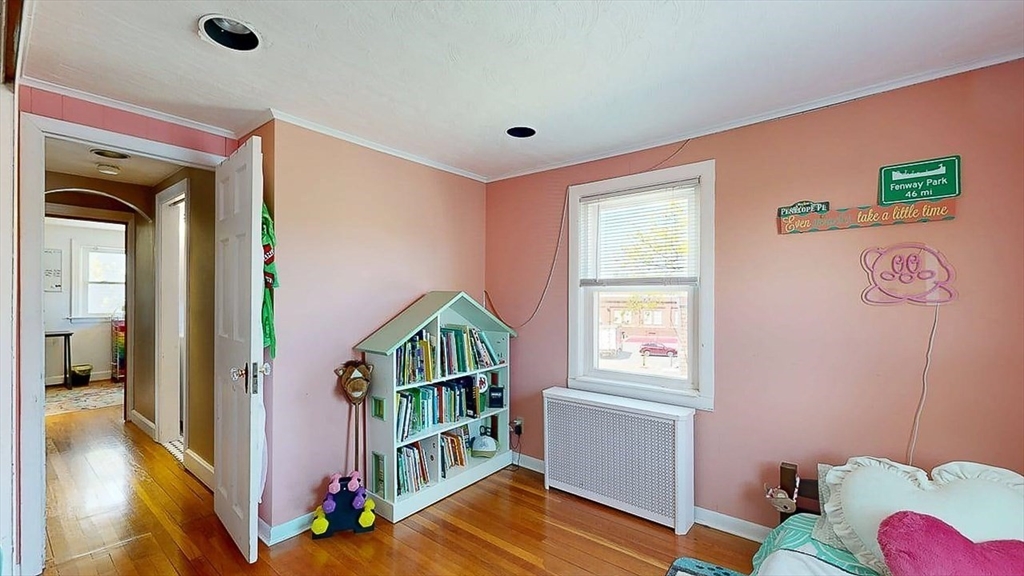 6 Zenith Dr