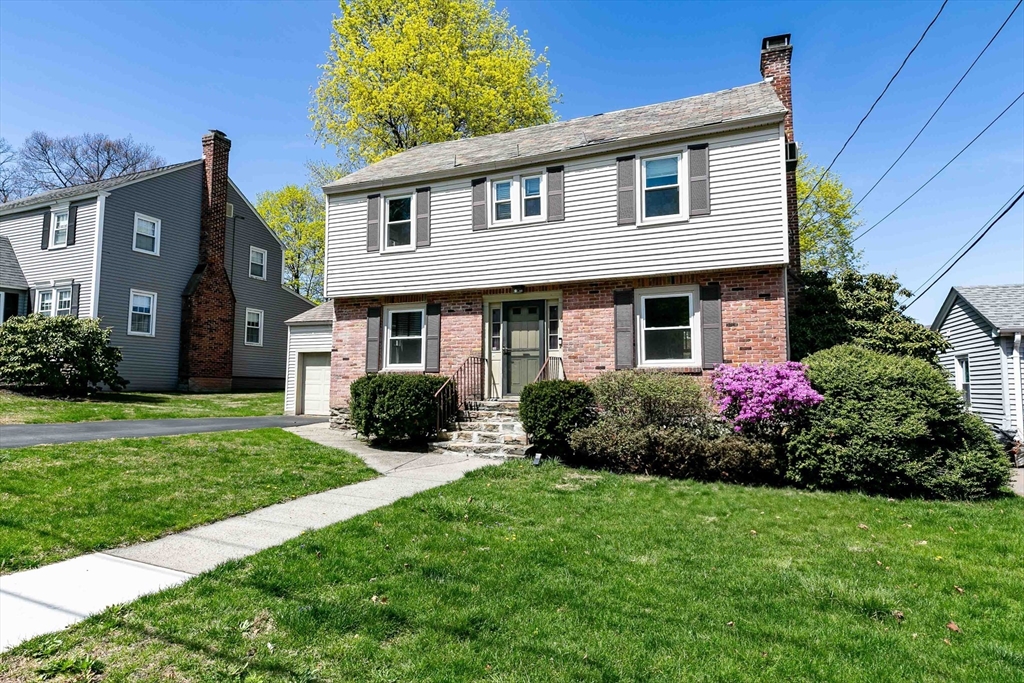 6 Zenith Dr