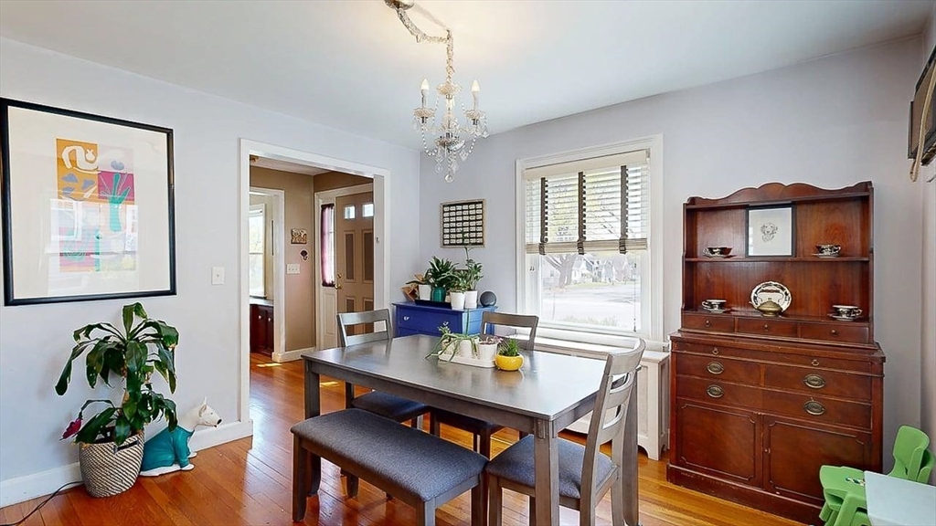 6 Zenith Dr